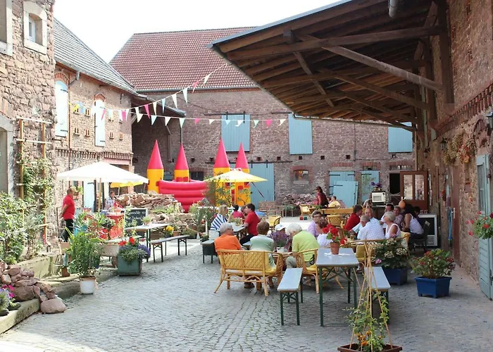 Vierzeithof - Hofcafe Eiszeit Gæstehus